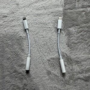 Lot of 2 Apple Lightning to 3.5mm Headphone Jack Adapters White Dongle MMX62AM/A